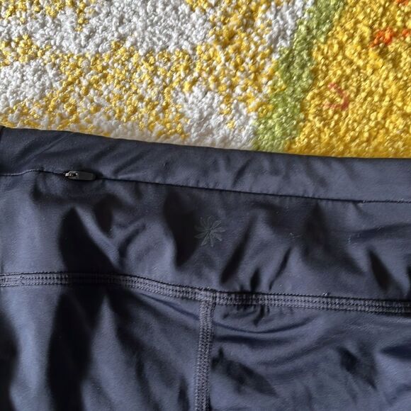 WOMENS SMALL ATHLETA LEGGINGS - Picture 7 of 7